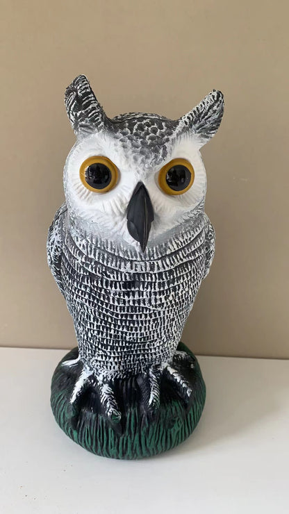 Realistic Owl Garden Pest Repeller